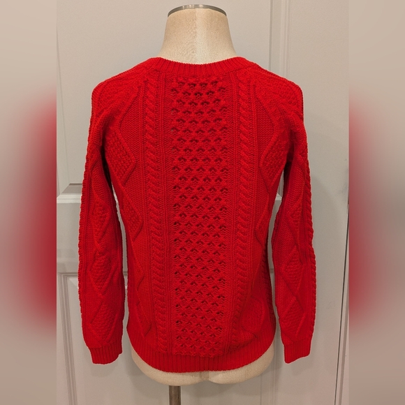 GAP Cable Knit Crewneck Sweater - Picture 3 of 6